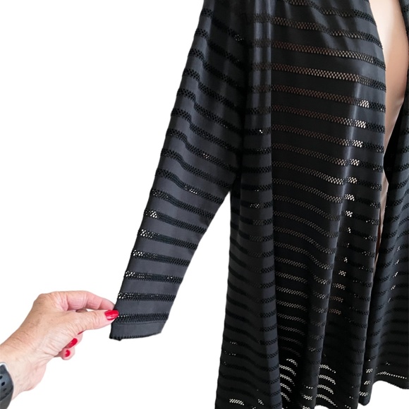 Vivian Wong open front  Black Duster  - Size Large - Picture 7 of 10